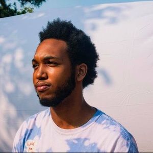 Meet your Posher, Amari